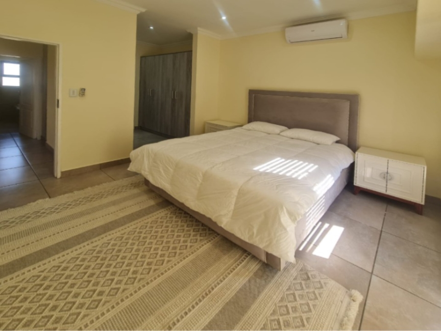 To Let 4 Bedroom Property for Rent in Melodie North West